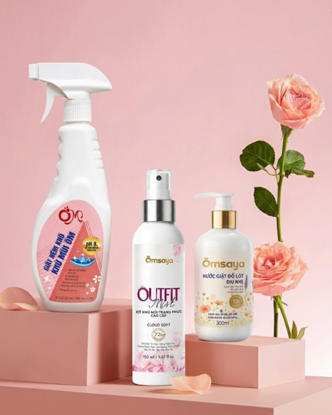 Combo Chăm Sóc Dịu Nhẹ – An Tâm Cho Mẹ Và Bé: Giặt nệm khô ÔM và Xịt khử mùi trang phục Omsaya và Nước giặt đồ lót Omsaya