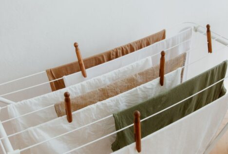 Xà phòng giặt quần lót diệt nấm tốt nhất - Hình ảnh minh họa chuẩn y khoa Ôm Care (1)